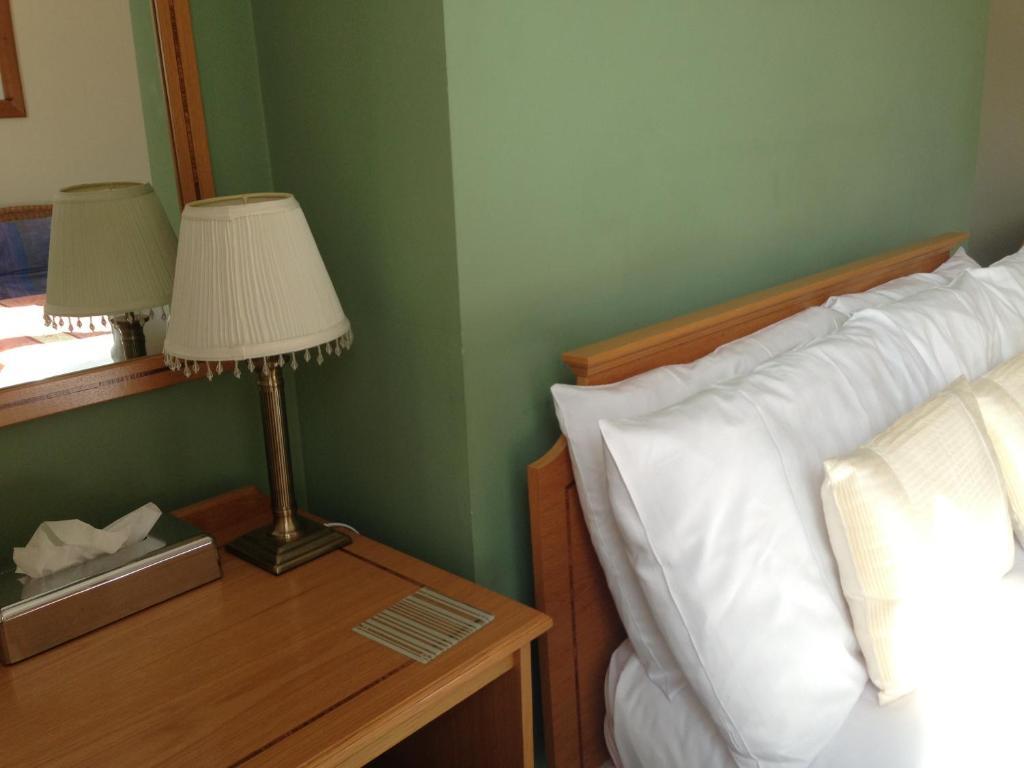 The Rufus House Hotel Lyndhurst Room photo